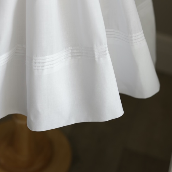 Girl's White Dress Smocked Embroidered Pintucks Lace Feltman Brothers NWT - Picture 3 of 5